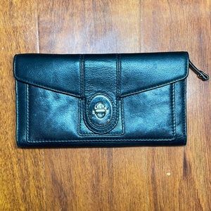 (SOLD) Coach black long wallet